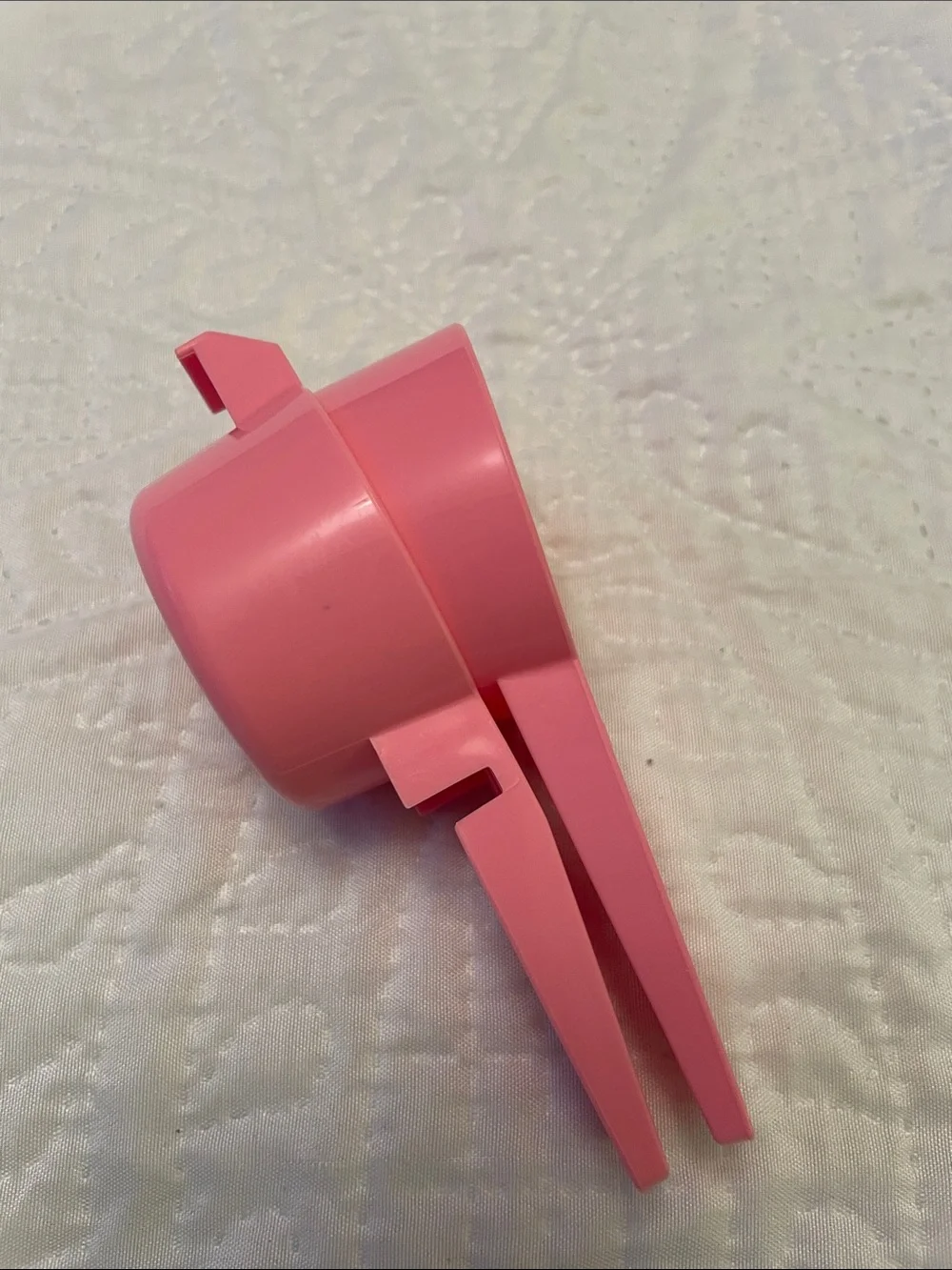 New Set of 2 Tupperware PINK Mini Tea Strainers & Funnel